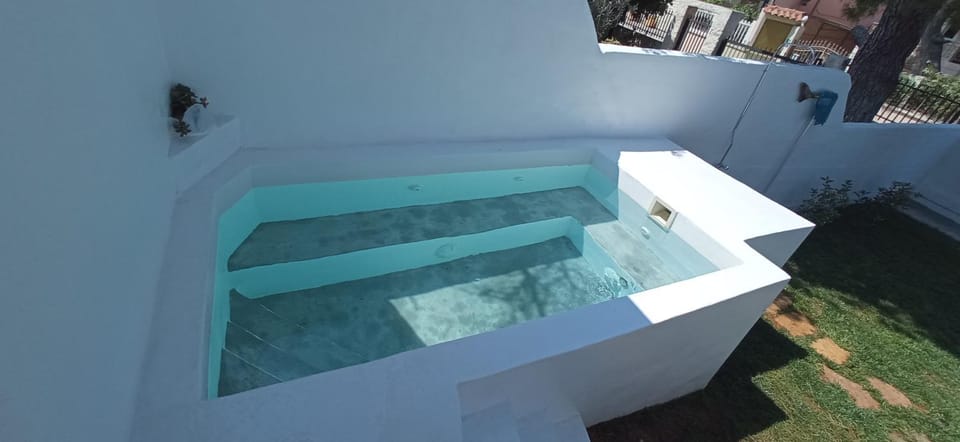 Day, Hot Tub, Pool view, Swimming pool, Swimming pool