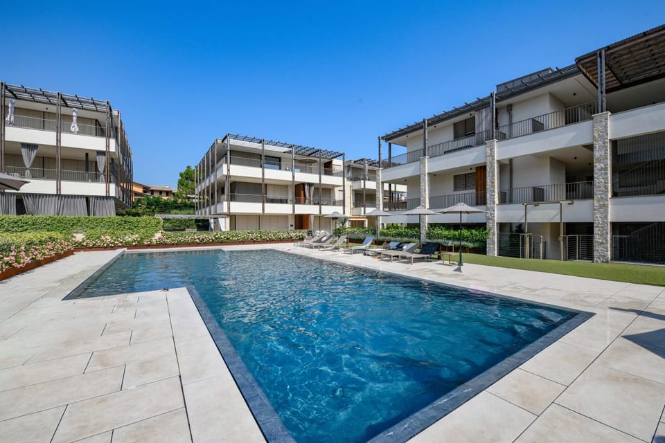 MGH Luxury - Corte Garden Bardolino 34 Apartment in Bardolino
