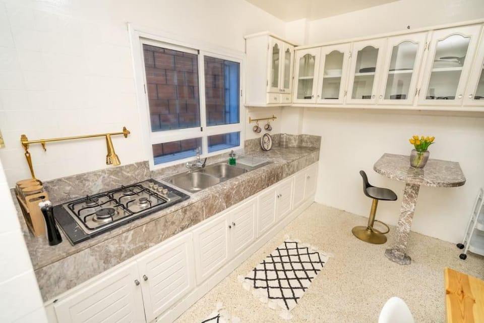 Centre Ville et Plage Appartement spacieux et idéalement situé Apartment in Tangier