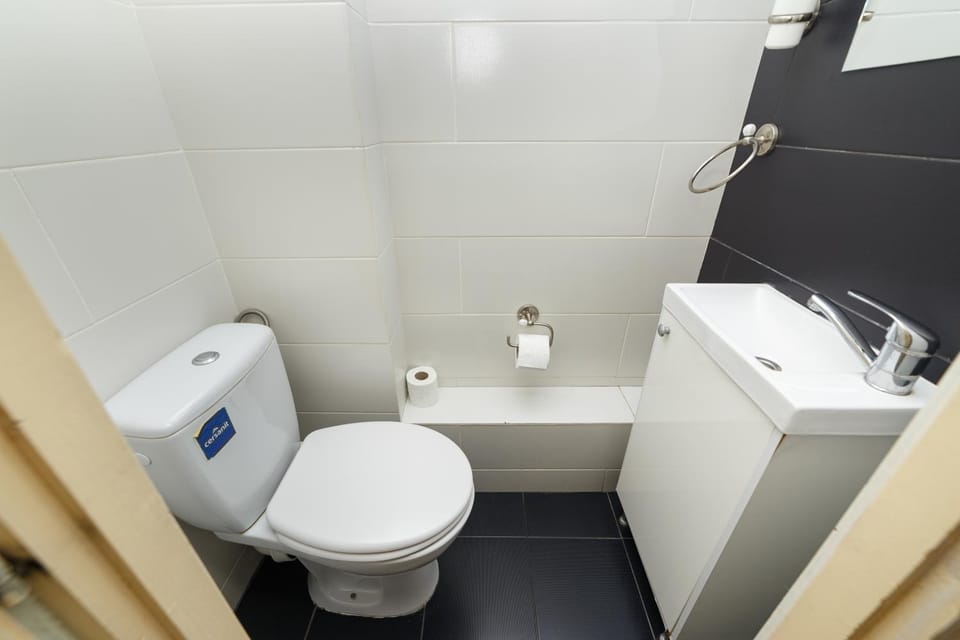 Toilet, Bathroom