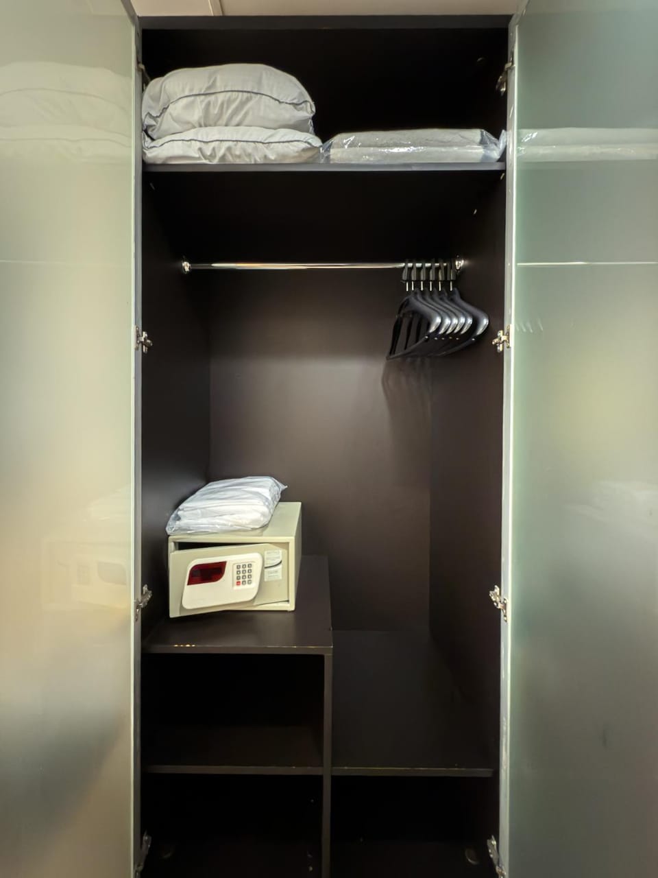 safe, wardrobe