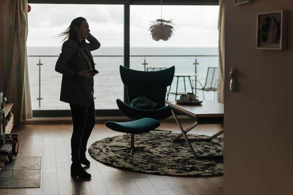 TV and multimedia, Living room, Seating area, Sea view