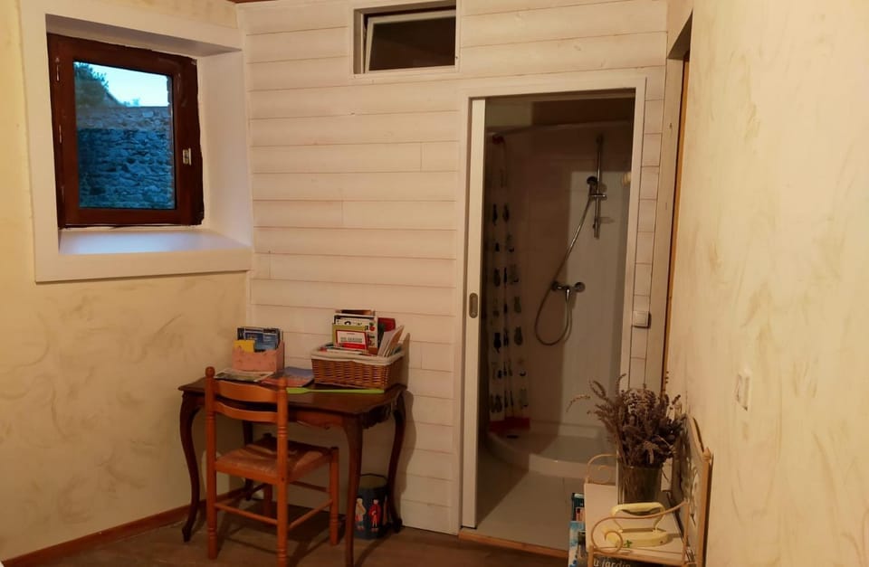 Maison Centre Village House in Auvergne-Rhône-Alpes