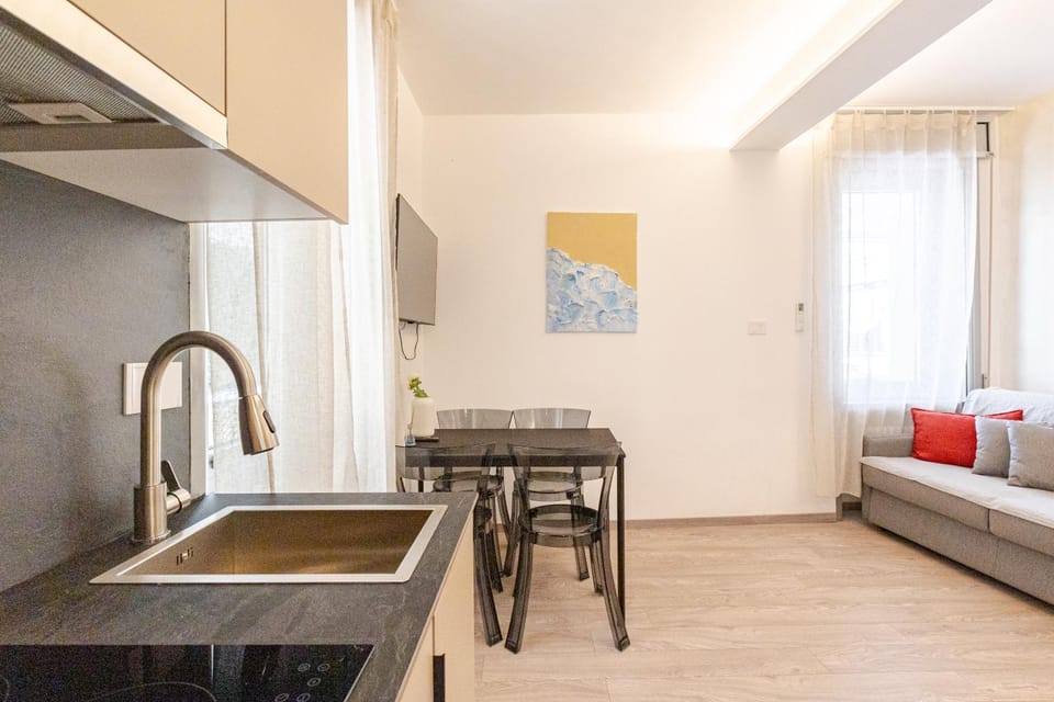 Living room, kitchen