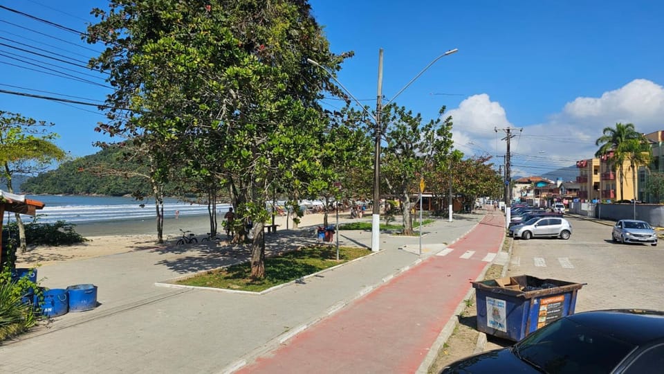 Beach, Street view