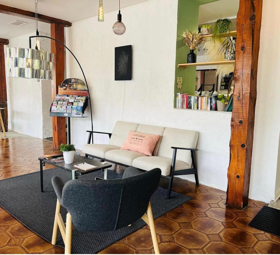 Seating area