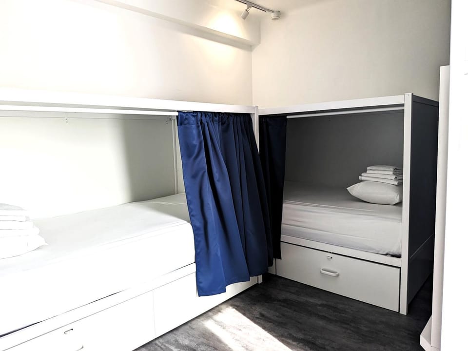Bed, Bedroom, bunk bed