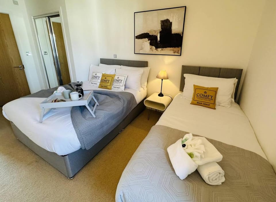 Bed, Bedroom