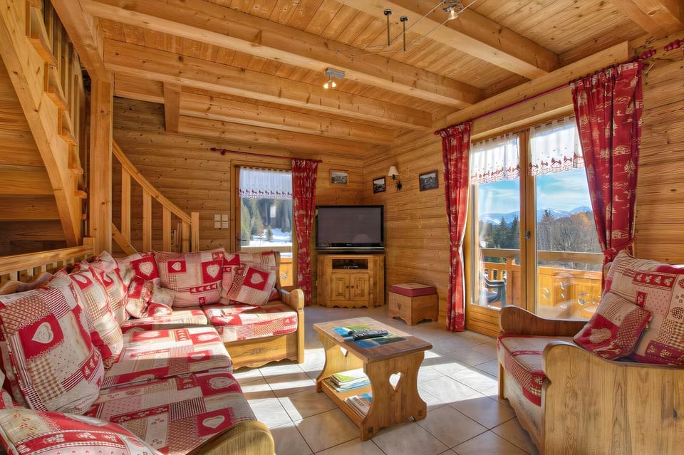 Property building, Living room