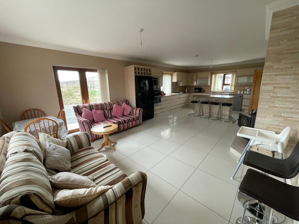 Teach Mhaureen House in County Donegal