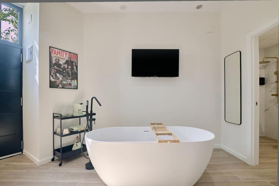 TV and multimedia, Bedroom