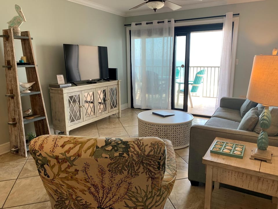 Ocean Breeze 602W House in Perdido Key