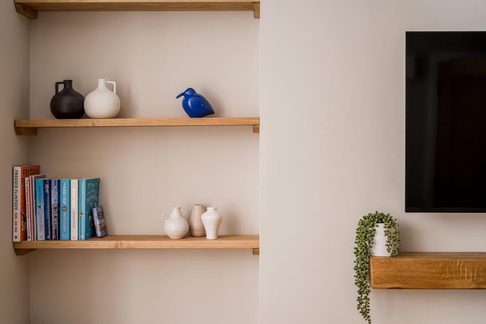 Library, Decorative detail