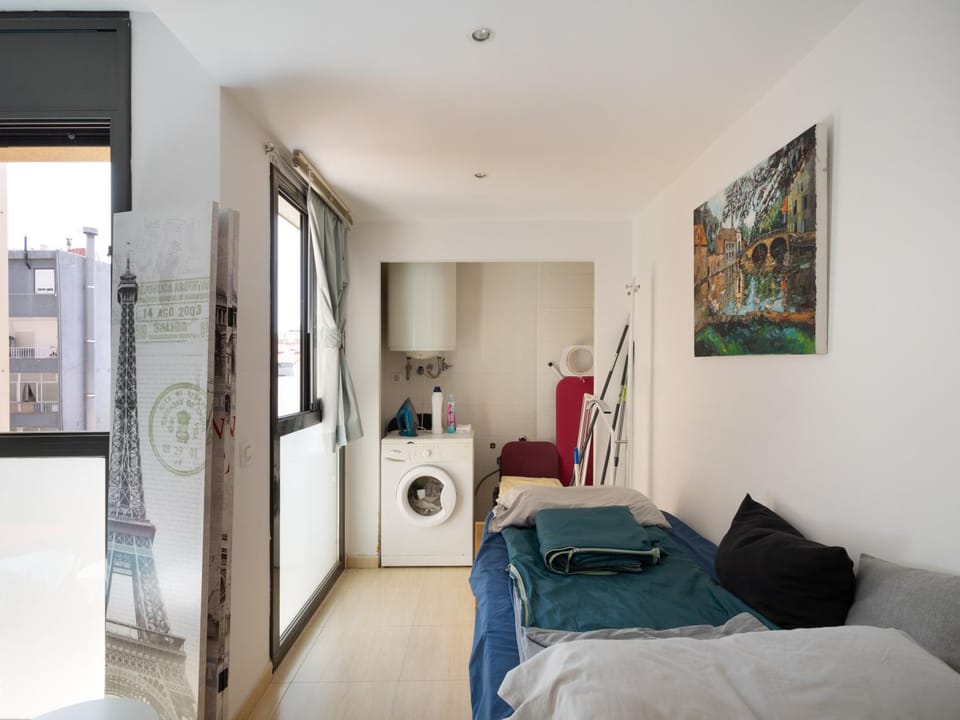 Property building, Living room, Bedroom