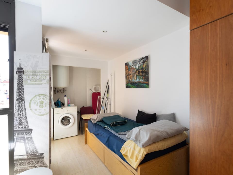 Living room, Bedroom