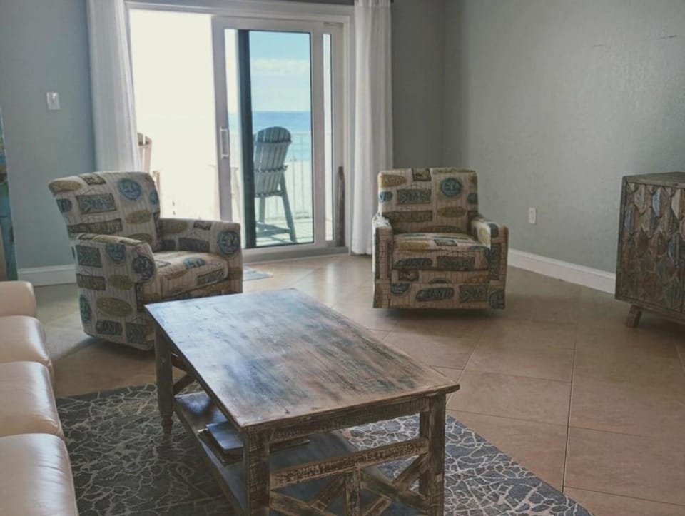 Gulf Side Villa 1B House in Perdido Key