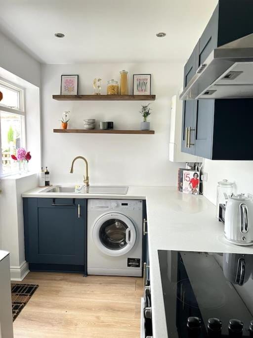 Grade II listed Victorian cottage House in Windsor