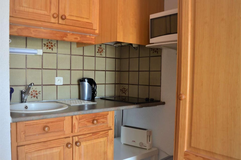 Appartement Studio 2 couchages PORT LEUCATE NATURISME PL010-806 Apartment in Leucate