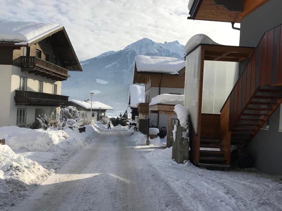 Property building, Winter