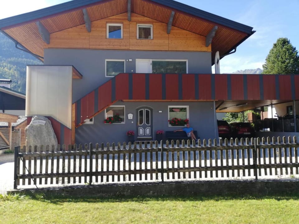 Property building, Summer