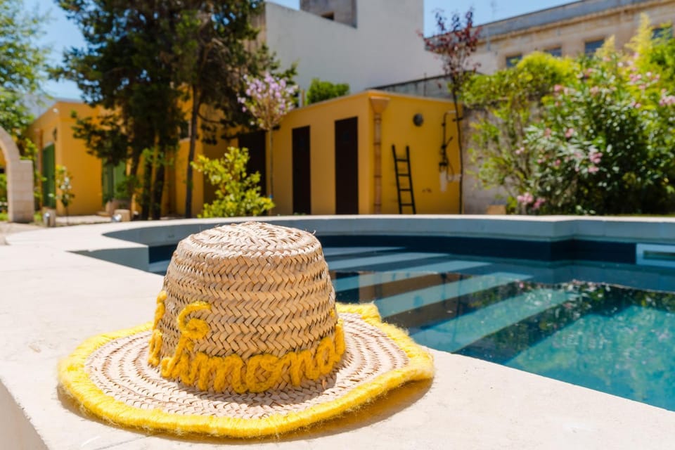 Property building, Swimming pool