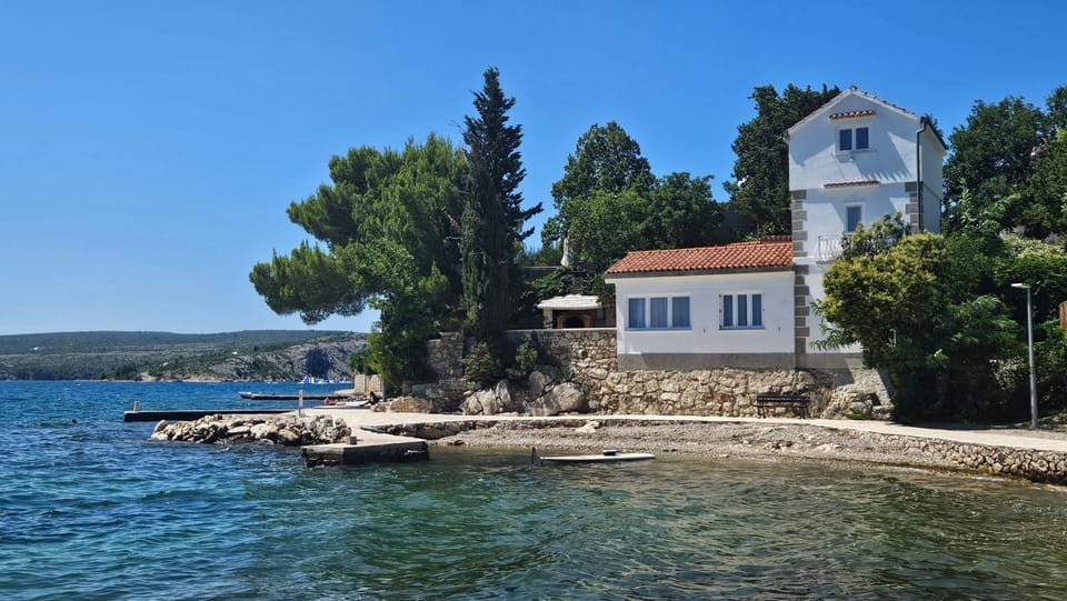 Property building, Beach, Sea view