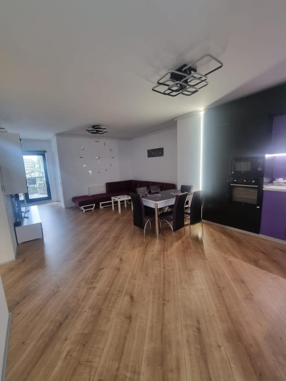 Happy Pipera 3 Luxury Rooms Apartment in Bucharest