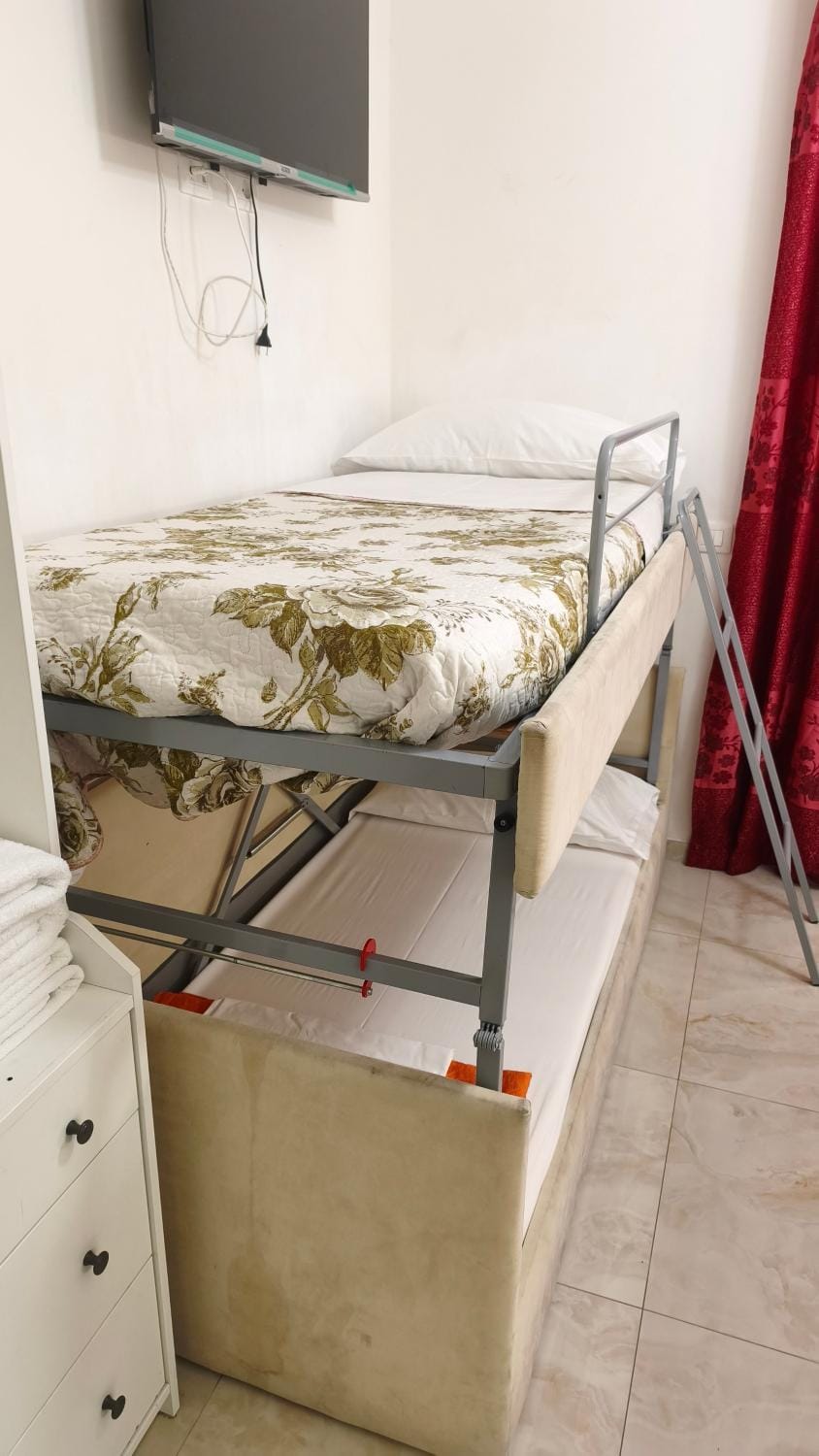 Mille Guest house 2 Bed and Breakfast in Rome