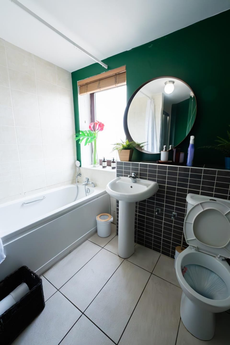 City Hall Penthouse Duplex - Incredible Views & Sleeps 8 & Balcony & Very Modern and spacious Apartment in Belfast