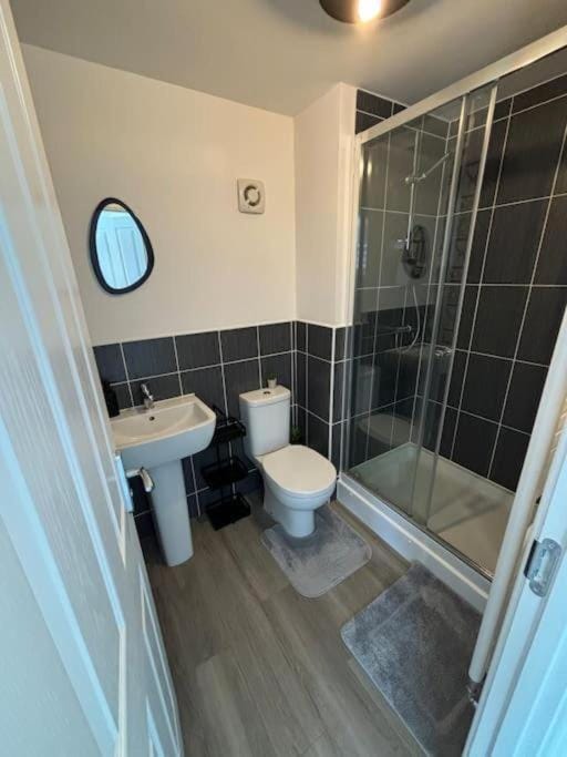 Private Room in a house with Parking in Lenton Vacation rental in Nottingham