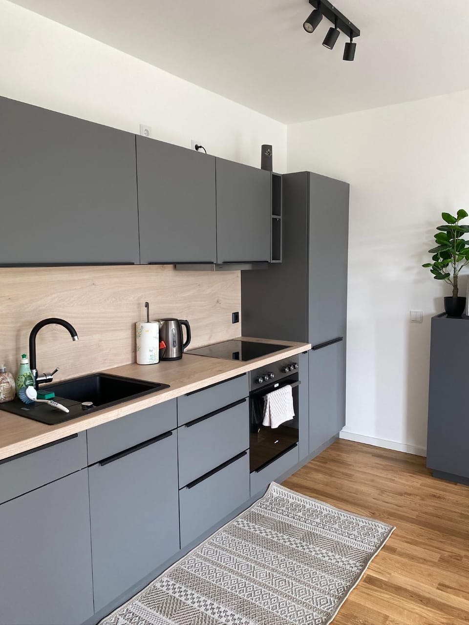 5 Sterne Apartment, Nähe Flughafen Berlin, WLAN Apartment in Berlin