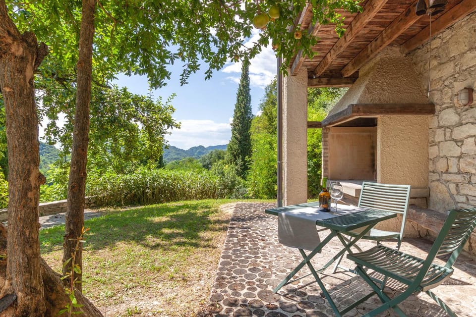 Property building, Day, Natural landscape, Garden, Garden view, Mountain view