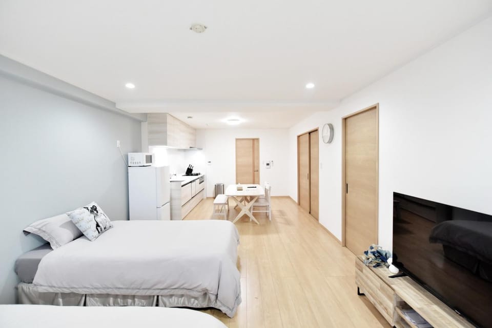 Room 501 Japanese Tatami 3LDK 75sqm Near Namba Family Friendly Stay Apartment in Osaka