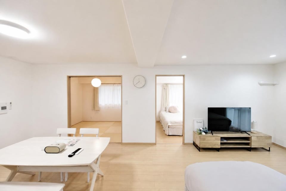 Room 501 Japanese Tatami 3LDK 75sqm Near Namba Family Friendly Stay Apartment in Osaka