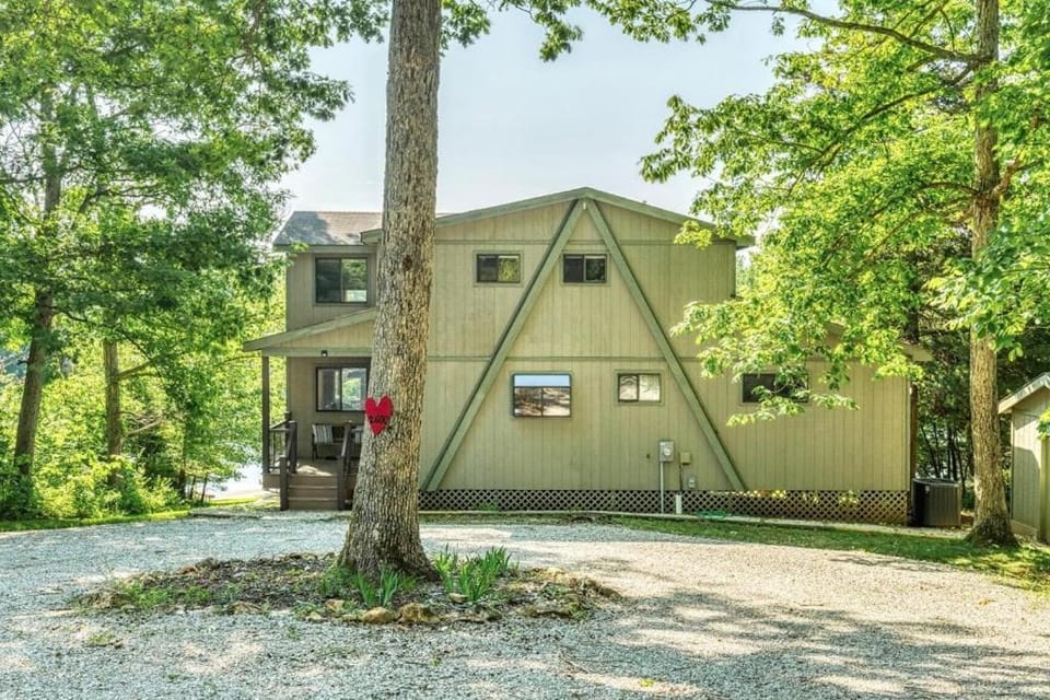 Property building, Natural landscape