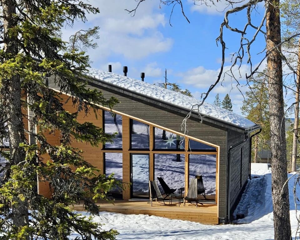Property building, Day, Winter