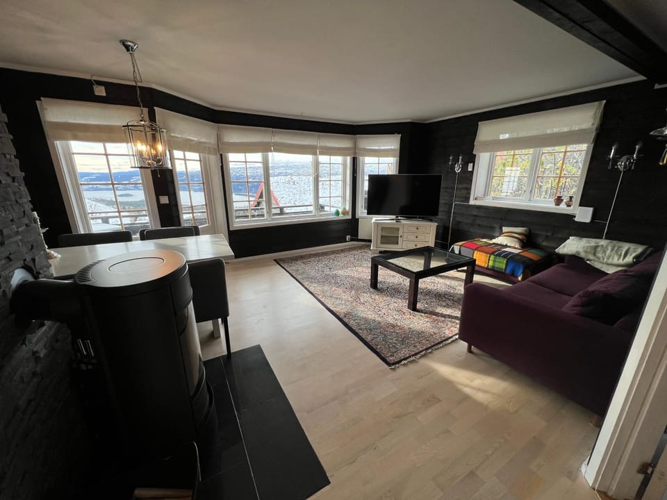 Cozy apt with a view Apartment in Innlandet
