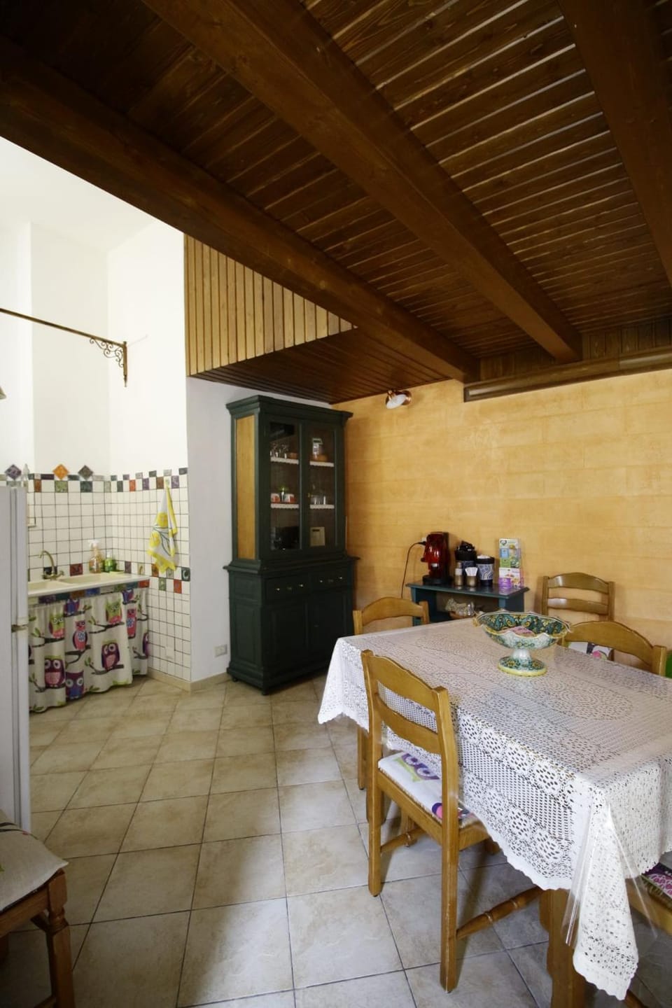 Kitchen or kitchenette, Dining area, Internal: Not applicable to any particular room