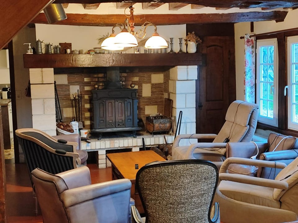 Living room, Seating area