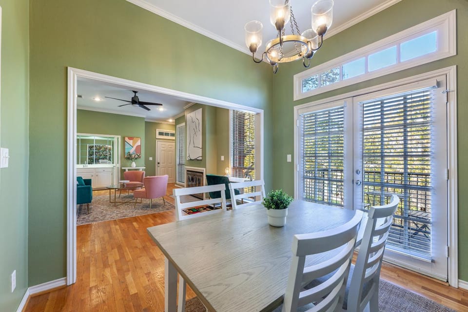 Newton Energy Apartment in Dallas