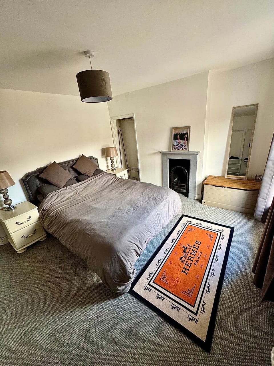 Stylish & modern 2 bedroom City Centre Norwich Home House in Norwich