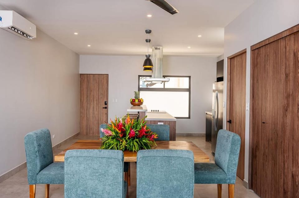 Villa Maravilla Estates, Tamarindo Beach, Prime Location, Family & Friends Apartment in Tamarindo