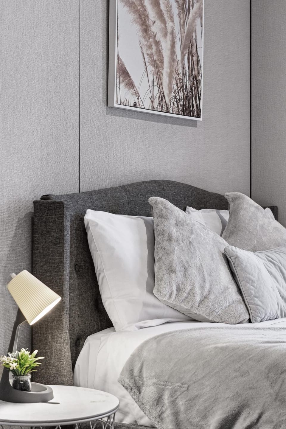 Cozy Double Room - Seconds to Central Station - Near Townhall UTS USYD Darling Harbour Chinatown - Shared Bathroom Bed and Breakfast in Surry Hills
