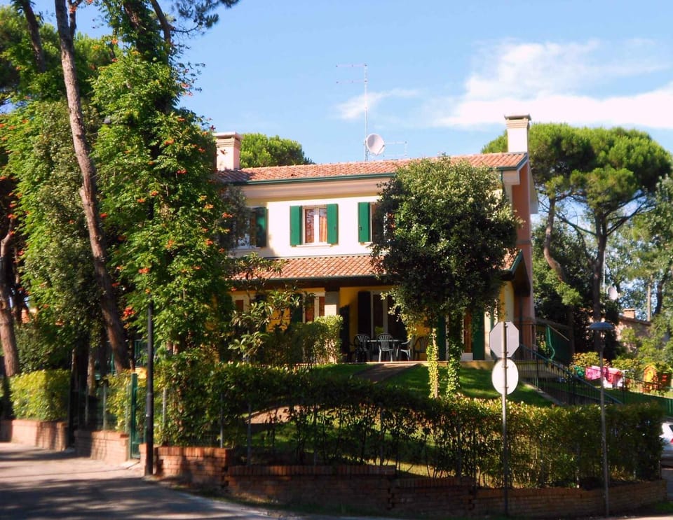 Property building, Summer