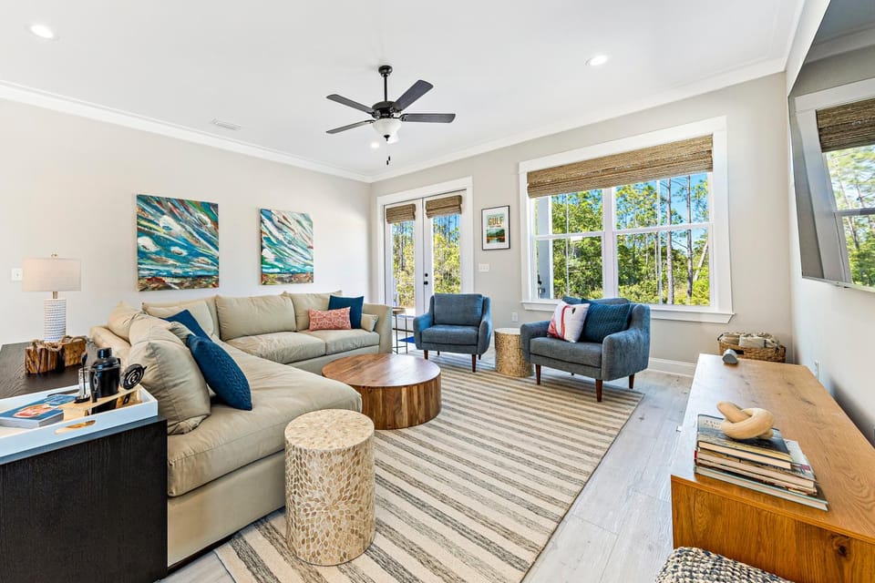 TV and multimedia, Living room, Seating area