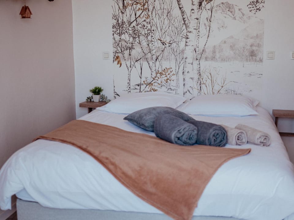 Gîte 4 chambres avec bien-être et terrasses au cœur du Marais Breton - FR-1-426-559 House in Pays de la Loire