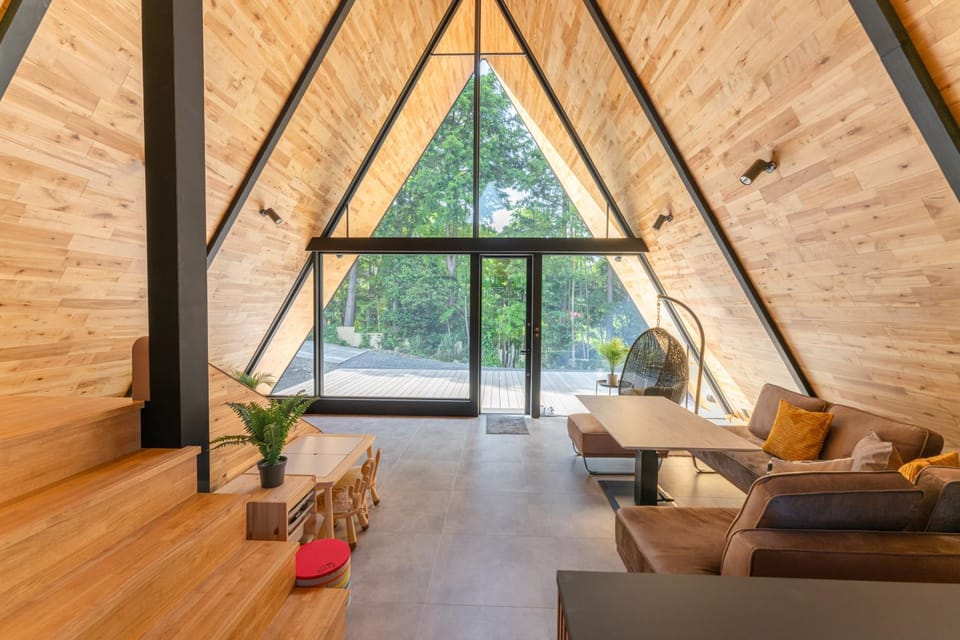Day, Living room