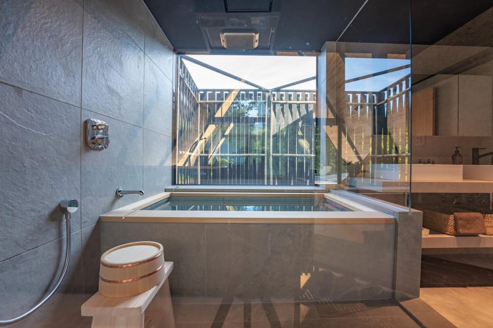 Bathroom, Bath