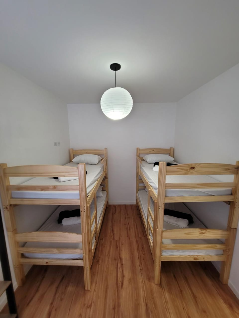 Bedroom, bunk bed