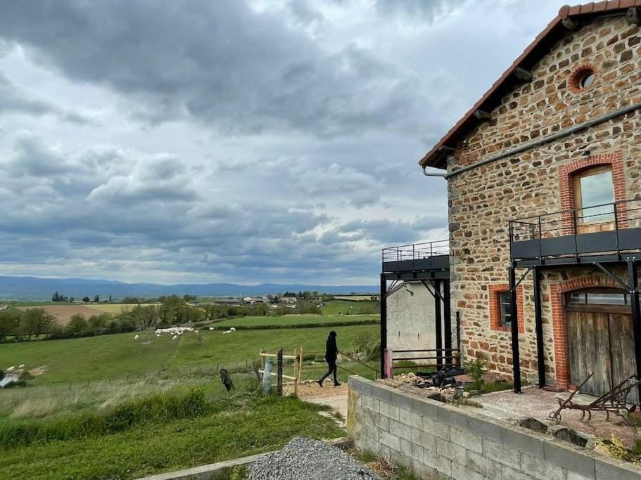 Gîte à La Ferme de l'Oasis House in Auvergne-Rhône-Alpes